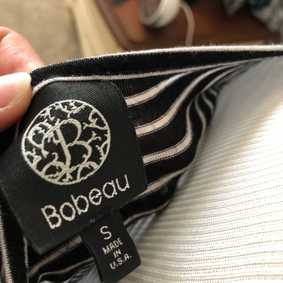 Striped shirt with cutout shoulders - Picture 4 of 4